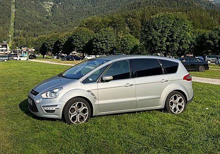 Ford S-Max 2,0 TDCi Titanium Scheckheft Ersthand AHK
