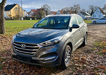 Hyundai Tucson 1.6l 2WD 6MT Advantage Advantage