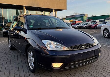 Ford Focus 1.6 Futura Autom. TUV NEU
