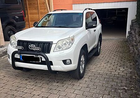 Toyota Land Cruiser 3.0 D-4D -