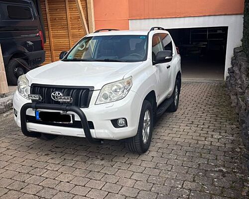 Toyota Land Cruiser 3.0 D-4D -
