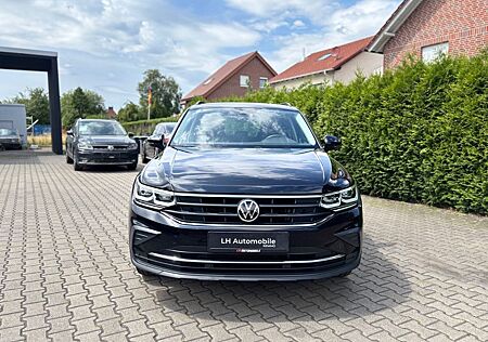 VW Tiguan Volkswagen Life 4Motion DSG Navi LED AHK SHZ