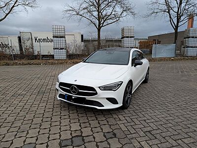 Mercedes-Benz CLA 220 Shooting Brake
