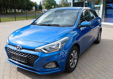 Hyundai i20 1.0 TGDI blue Trend