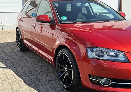 Audi A3 Sportback 1.4 TFSI Ambition AUTOMATIK/TÜV NEU
