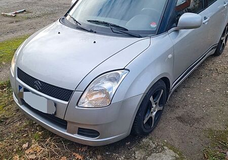 Suzuki Swift 1,3 Club Club