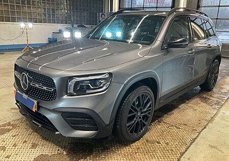 Mercedes-Benz GLB 220 d 4Matic AMG Line AHK+Distronic+MultbLED