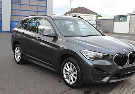 BMW X1 X1sDrive 16dA/Leder/Navi/PDC/Automat/Kamera