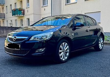 Opel Astra J 1.4 Turbo (140 PS)