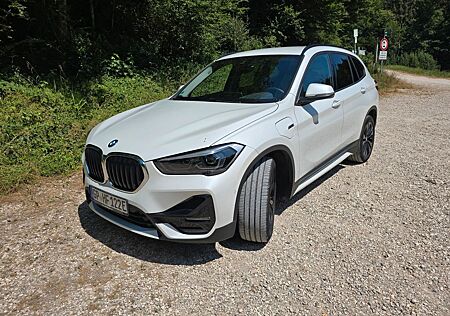 BMW X1 xDrive25e Sport Line Steptronic Sport Line