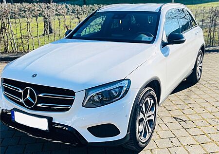 Mercedes-Benz GLC 250 d 4MATIC*lückenlos S-Heft*8xbereift*Voll