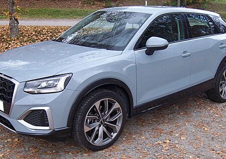 Audi Q2 35 TFSI advanced S tronic mit Garantie