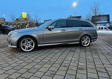 Mercedes-Benz C 250 CGI T BlueEFFICIENCY Autom. -