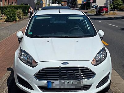 Ford Fiesta 1,25 60kW SYNC Edition  TÜV NEU