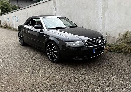 Audi A4 2.4 multitronic Cabriolet -