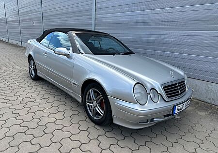 Mercedes-Benz CLK 230 KOMPRESSOR ELEGANCE,PdcV+H.