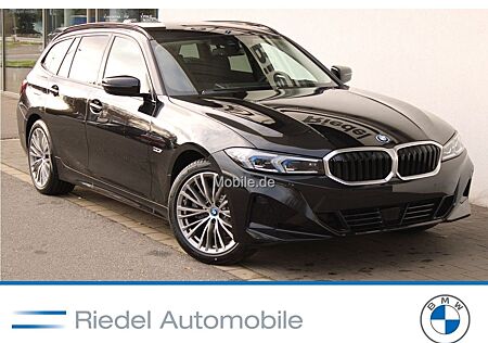 BMW 330e Touring Automatic Innovationsp. Sport Aut.