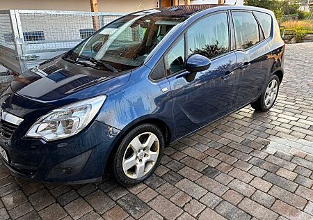 Opel Meriva 1.4 Design Edition 103kW