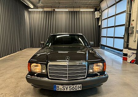 Mercedes-Benz 560 SE KURZ MINT