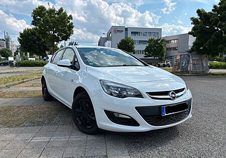 Opel Astra 1.4 Selection / Klima/ Tüv 03.2027