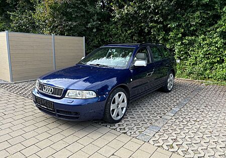 Audi S4 2.7 quattro Avant -