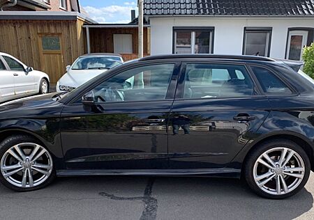 Audi A3 1.4 TFSI Sportback 40 e-tron S-tronic S line