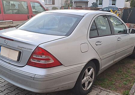 Mercedes-Benz C 200 KOMPRESSOR