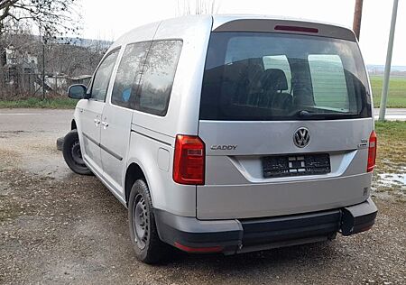 VW Caddy Volkswagen 2,0TDI 55kW Rollstuhlrampe