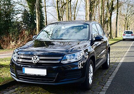 VW Tiguan Volkswagen 2.0 TDI BlueMotion Technology