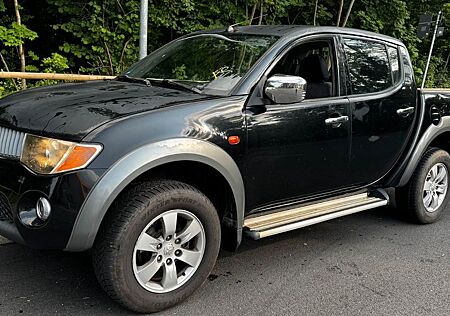 Mitsubishi L200 ALLRAD 4*4