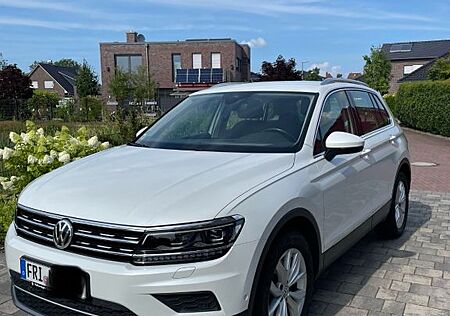 VW Tiguan Volkswagen 2.0 TDI SCR 176kW DSG BMT 4MOT Highli...