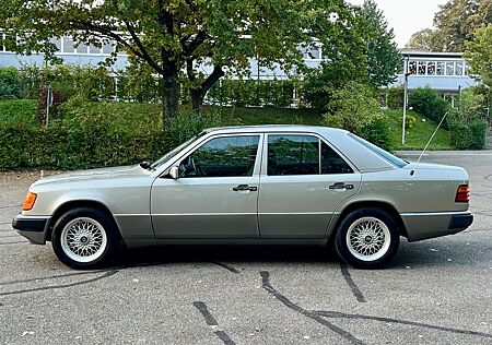 Mercedes-Benz E 230 W124 230E Automatik Tempomat BBS Oldtimer