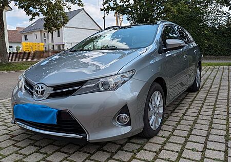 Toyota Auris Touring Sports Touring Sports 1,6-l-Va...