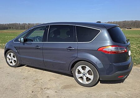 Ford S-Max 2,0 EcoBoost 176kW Titanium PowerShift...