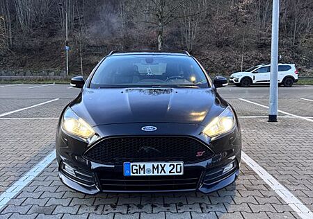 Ford Focus 2,0TDCi ST Leder-Sport-Paket Turnier ST