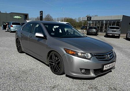 Honda Accord 2.2 i-DTEC Executive sedan
