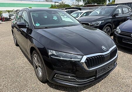 Skoda Octavia Combi 2.0 TDI DSG Style/HEad up/12500net