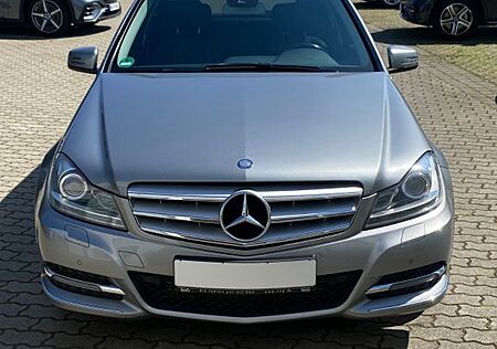 Mercedes-Benz C 200 CDI T BlueEFFICIENCY AVANTGARDE