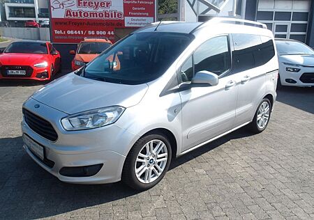 Ford Tourneo Courier Titanium PDC Sitzheizung Alu