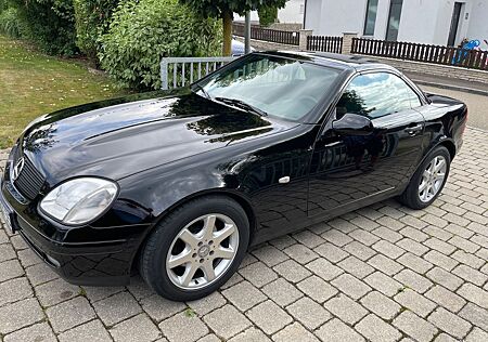 Mercedes-Benz SLK 200 -