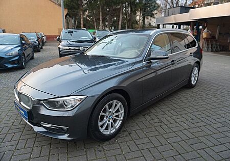 BMW 320d Touring Luxury Line*AHK*2SHZ*PDC*NAVI*