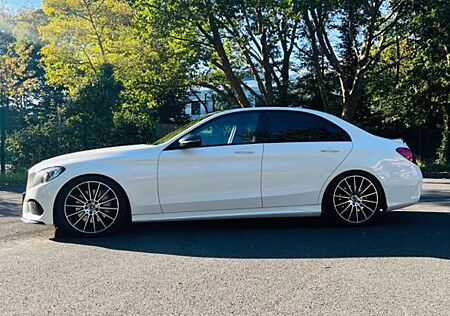 Mercedes-Benz C 300 AMG Line Autom. AMG Night Line