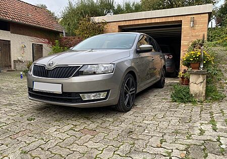 Skoda Rapid 1.2 TSI Ambition Spaceback Ambition