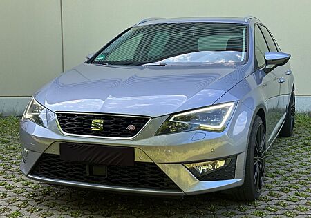 Seat Leon ST FR 1.8 | Pano | ACC | Kamera |