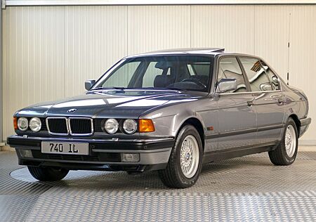 BMW 740iL V8 E32 erst 60.037 KM BRD H-Kennzeichen