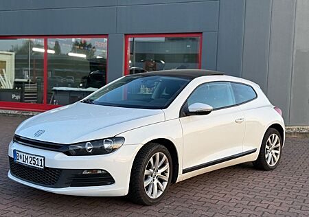 VW Scirocco Volkswagen 1.4 TSI 90 kW TÜV27+PanoramaGlasDach*
