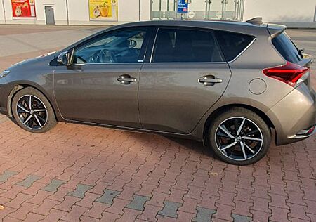 Toyota Auris Edition-S 1,2-l-Turbo