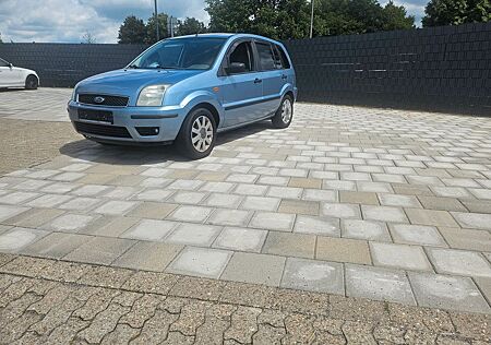 Ford Fusion 1,6 16V + Autom. +