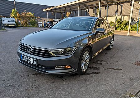 VW Passat Volkswagen 1.4 TSI ACT BMT DSG Highline *ACC*
