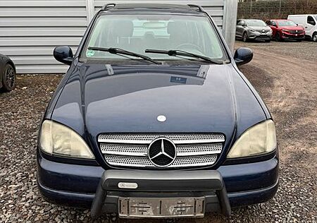 Mercedes-Benz ML 320